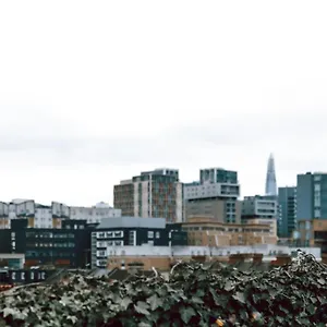 New Road Hotell London